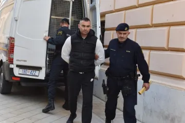 'Rekao sam mu da nije normalan, a on mi je na to uzvratio kar*t ću te u bulju'