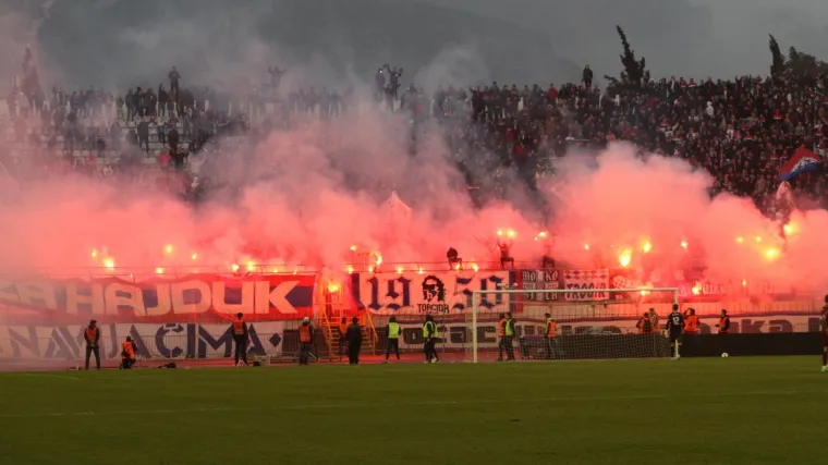 Dinamo čeka pakao na Poljudu: Većina ulaznica prodana, Torcida derbi posvećuje legendi Hajduka