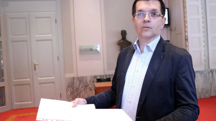 HNS podnosi kaznenu prijavu protiv Bunjca! 'Živi zid čine populisti opasnih namjera'