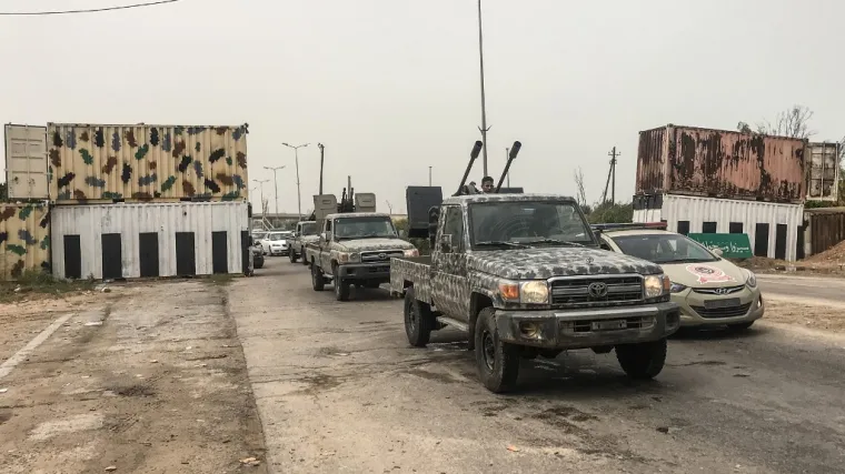 Mar&scaron;iraju na prijestolnicu kako bi svrgnuli vladu koju podupire UN