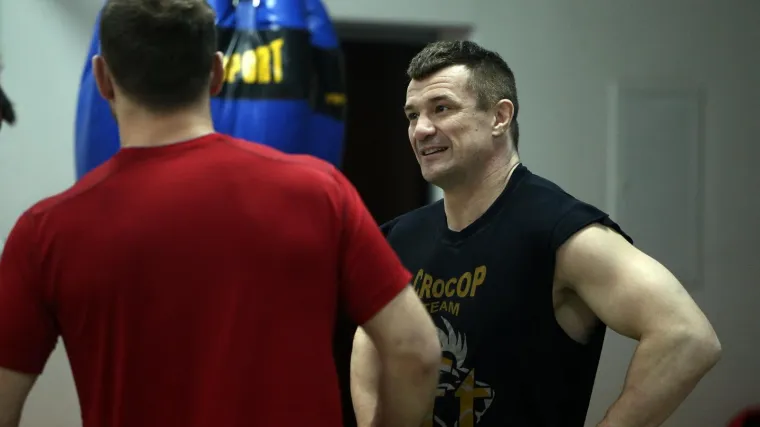 Snimka koju je pustio u javnost popraćena je lavinom komentara