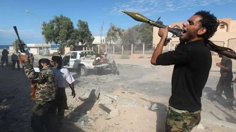 Dramatično u Libiji: Počela evakuacija stranaca, vlada pokrenula protuofenzivu