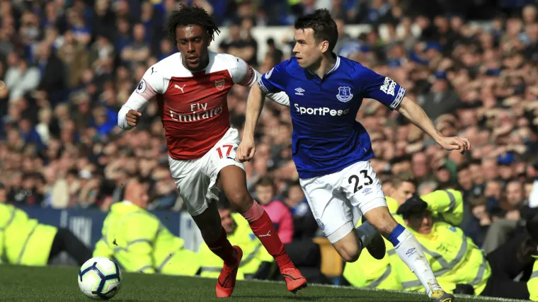 'Topnici' porazom na Goodison Parku ugrozili plasman u Ligu prvaka