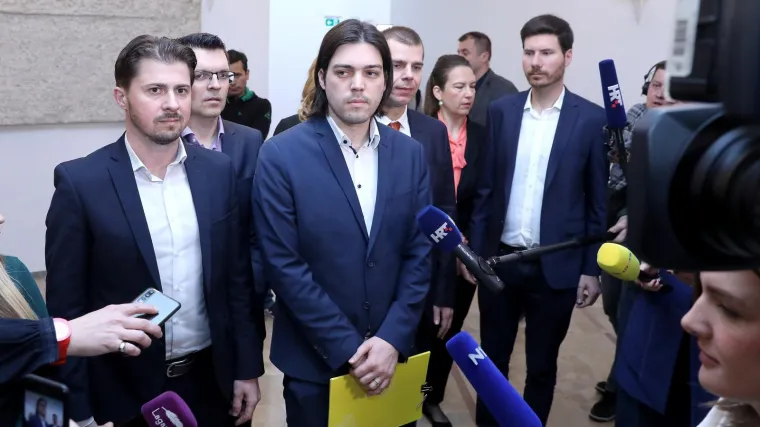 Živi zid spreman za izbore: 'Želimo Europu istrgnuti iz ralja bankara i korporacija'