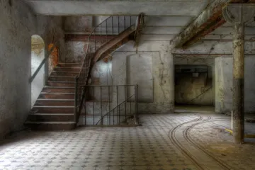Čuju se vriskovi i smijeh, a vlasnici su ginuli u misterioznim okolnostima