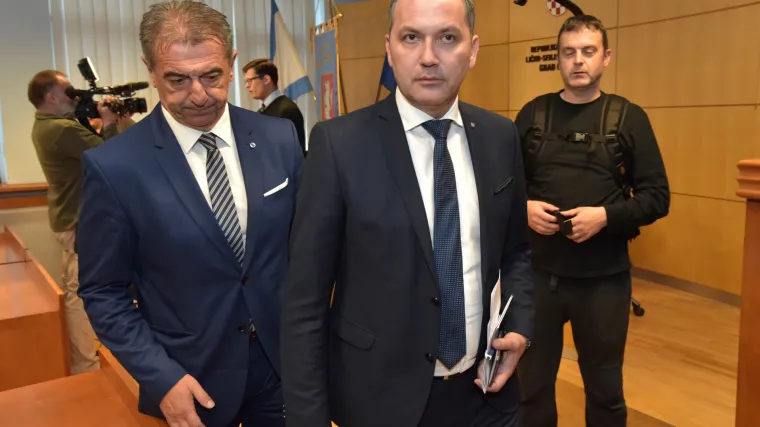 Skup&scaron;tina Ličko-senjske županije napokon konstituirana: Kustića podržao i Milinović!