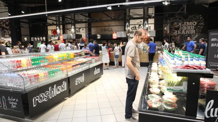 Trgovački lanac najavio: Svim radnicima slobodan Uskrsni ponedjeljak i 700 kn uskrsnice