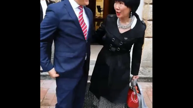 VIDEO Veselo u Dubrovniku: Poslu&scaron;ajte kako zvuči Cocina 'Vilo moja' u sjajnoj kineskoj verziji