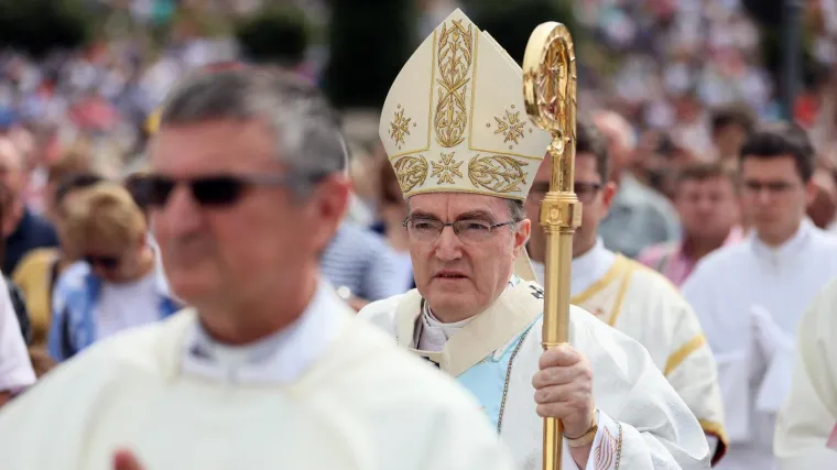Poruka kardinala Bozanića: 'Usmjeravati sve samo na sebe nije put evanđelja'