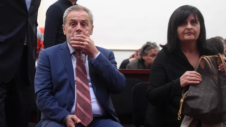 VIDEO Bandić urlao na suradnike: 'Jel' ti zna&scaron; tko je ta mala? To je dijete iz moje familije'