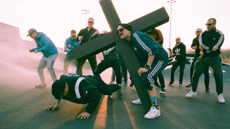 Duhovno nadahnuti Krank&scaron;vester predstavili novi singl i spot 'Slava'