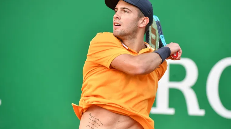 Hrvatski tenisač savr&scaron;eno otvorio meč, ali onda je uslijedio neobja&scaron;njiv pad i težak poraz