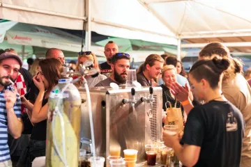 Festival craft piva i muzike Zmajevo: Uživajte u domaćoj i stranoj craft pivovari