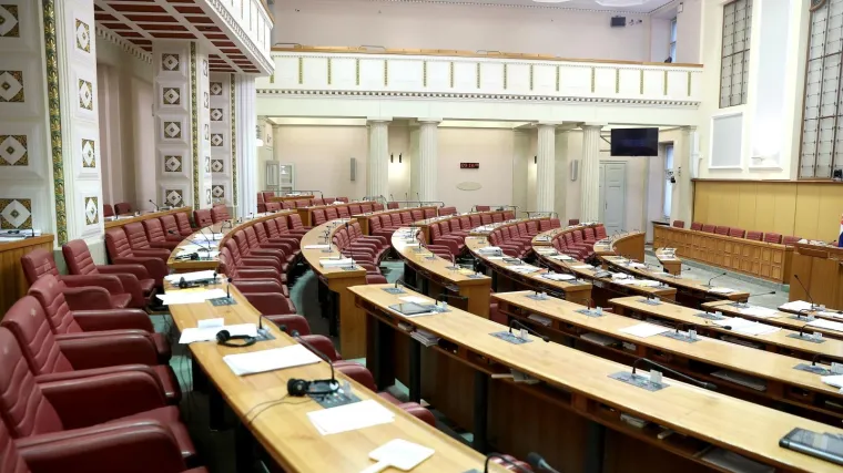 Zastupnici se razbježali iz Sabora, na sjednici ih bilo jedva 20: 'Po viđenom, ne zarade svoju plaću'