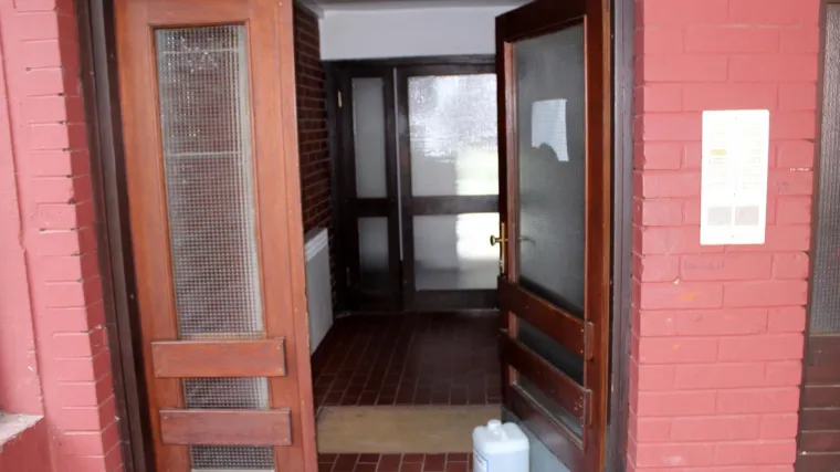 36-godi&scaron;njak nožem izbo 38-godi&scaron;nju ženu, liječnici se bore za njezin život