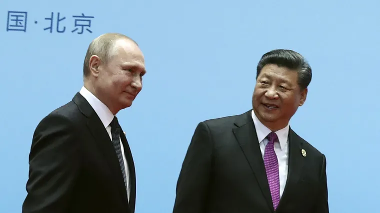 Xi Jinping dodijelio počasni doktorat svom najboljem prijatelju Vladimiru Putinu