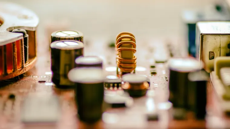 Znate li kakav je princip rada tranzistora?