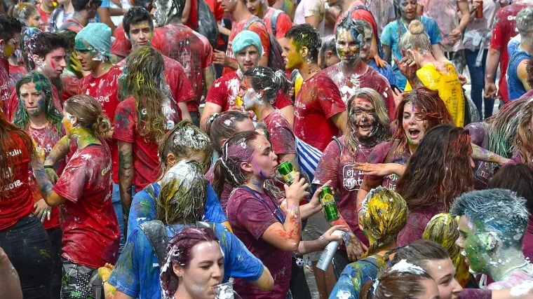 Provjerili smo znaju li maturanti &scaron;to ih čeka kad zavr&scaron;e &scaron;kolu! Iznenadit ćete se rezultatima