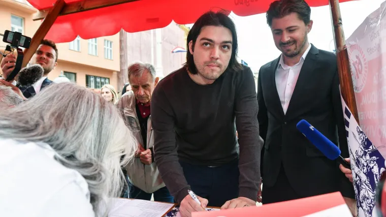 Živi zid podržao referendum o starosnoj mirovini: 'Umjesto napretka, zagovara se rad do smrti'