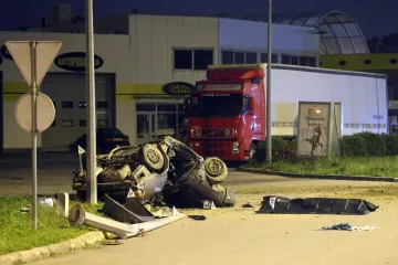 Pijan se zabio u drugi automobil i usmrtio ženu, moglo je doći do eksplozije na benzinskoj