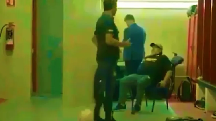 Maradona prodao foru pomoćniku, fanovi Malog zelenog umiru od smijeha