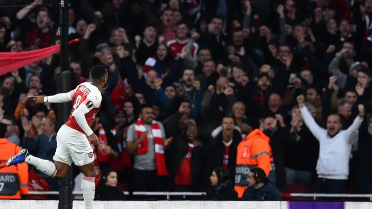 Ludnica u Londonu - Topnici golom u zadnjoj minuti stigli na korak do finala!