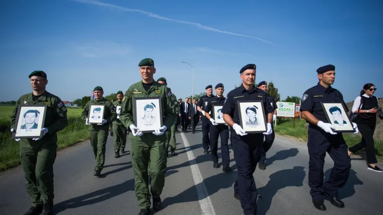 Počelo obilježavanje 28. godišnjice ubojstva 12 pripadnika vinkovačke specijalne policije