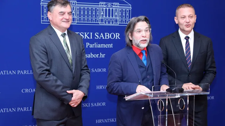 HSS: Ovoj Vladi za sve su krivi radnici, sindikati, mladi i opozicija