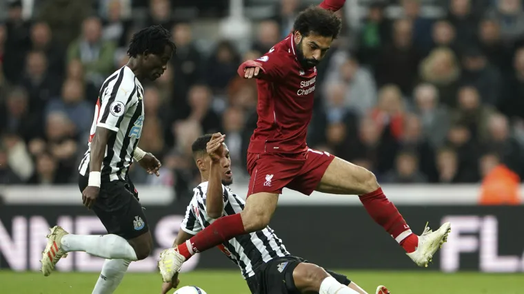 Liverpool se spasio u 86. minuti, Salah u suzama iznesen s terena
