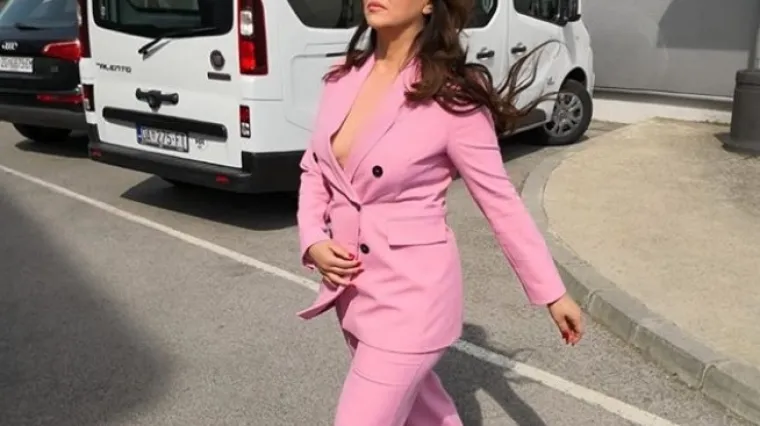 Dekolte je jednostavno 'ubio'