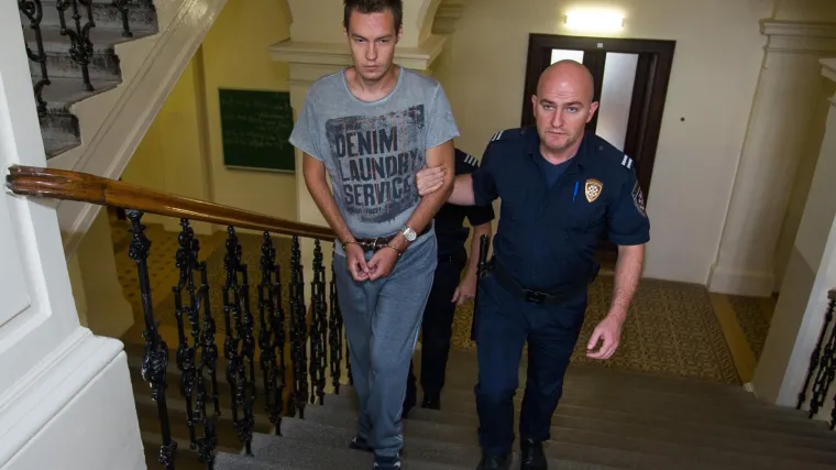 Za sve okrivio lika iz videoigre: Nožem izbo djevojku i pustio je da iskrvari, dobio 25 godina zatvora