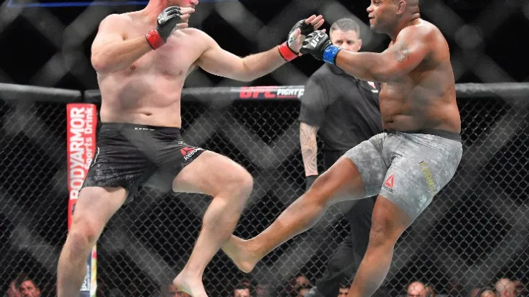 UFC-ov prvak očitao lekciju Stipi i rekao puno toga &scaron;to mu se neće svidjeti