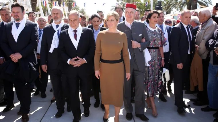 U Splitu je bila zatečena: Predsjednica zatražila izvje&scaron;će SOA-e o prislu&scaron;kivanju ministra policije