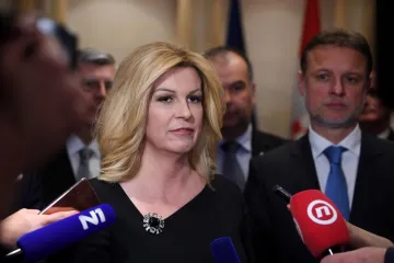 Mogherini se nada da će ponovno pokrenuti dijalog između Beograda i Prištine