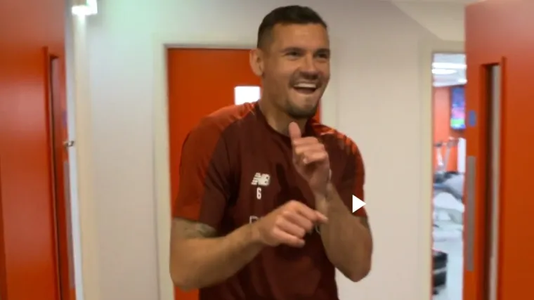 Ovakva je atmosfera bila u svlačionici Liverpoola nakon povijesne pobjede