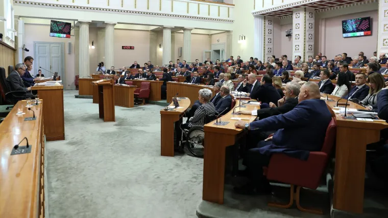 Zastupnici u Saboru raspravljaju o izvješću o radu pravobraniteljice za djecu