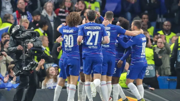 Kovačić i dru&scaron;tvo sru&scaron;ili Eintracht nakon velike drame; Englezi ispisali povijest