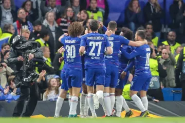 Kovačić i dru&scaron;tvo sru&scaron;ili Eintracht nakon velike drame; Englezi ispisali povijest