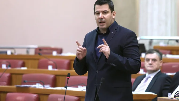 Grmoja odgovorio Plenkoviću: 'Po&scaron;tovani premijeru, primitivizam je...'