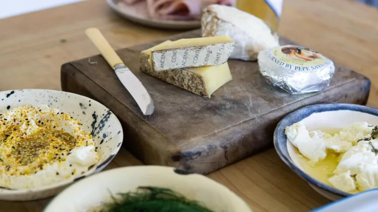 Znate li da sir može pomoći u kontroli &scaron;ećera u krvi?