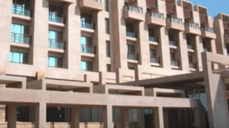 U napadu na hotel u pakistanskoj luci Gwadar najmanje jedna osoba ubijena