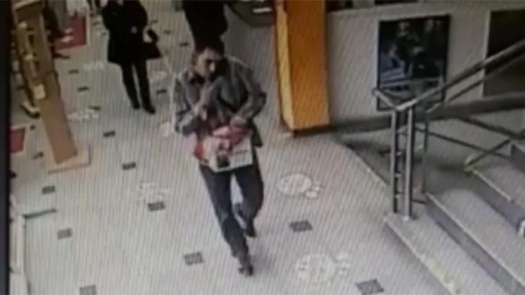 VIDEO Nevjerojatno, ali istinito: Ukrao kutiju s novcem humanitarne akcije, snimile ga kamere