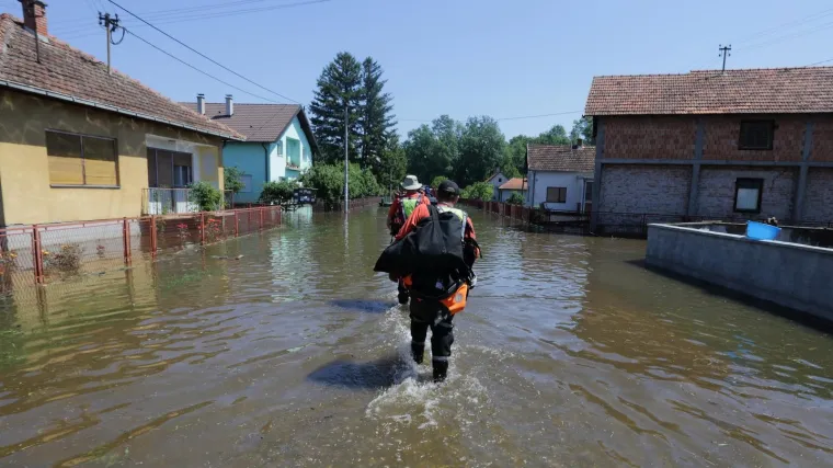 Poplave na sjeveru BiH: Ugroženo na stotine kuća i gospodarskih objekata