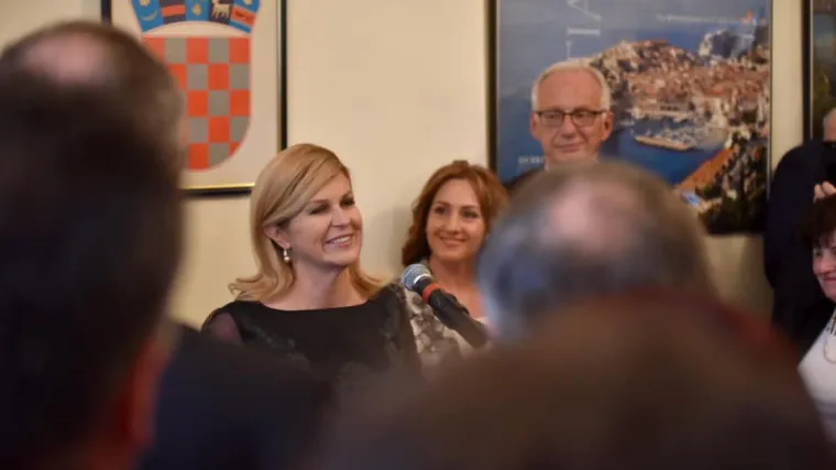 Susrela se s guvernerkom zemlje, a potom s hrvatskom zajednicom u Ottawi