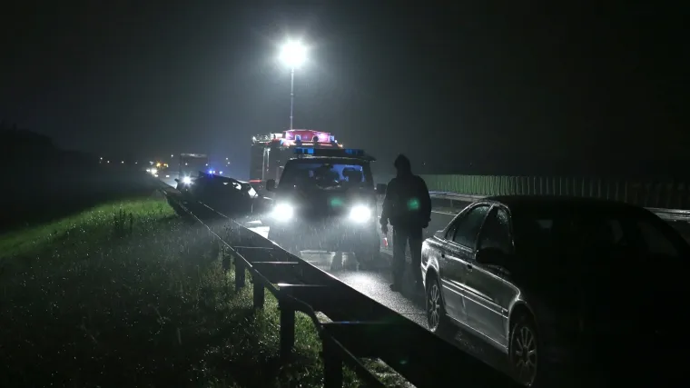 Izgubio kontrolu nad autom i izletio s ceste