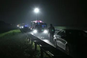 Izgubio kontrolu nad autom i izletio s ceste