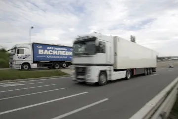 Prvi u svijetu: Kamion bez vozača svakodnevno dostavlja robu u Švedskoj