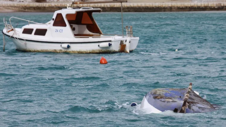 Nevrijeme odnijelo jo&scaron; jedan život: Mu&scaron;karac s broda pao u more kod Krka i utopio se