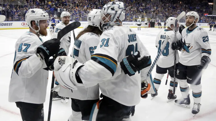 Dramatična utakmica zavr&scaron;ila pogre&scaron;kom sudaca!? Karlsson zabio odlučujući pogodak, asistirao mu Meier - rukom!