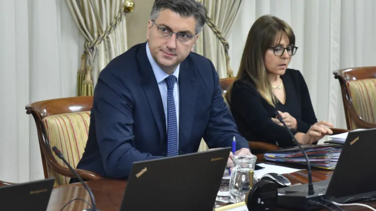 Plenković: 'Stečaj Uljanika nije likvidacija, radnici će dobiti plaće i naknade'